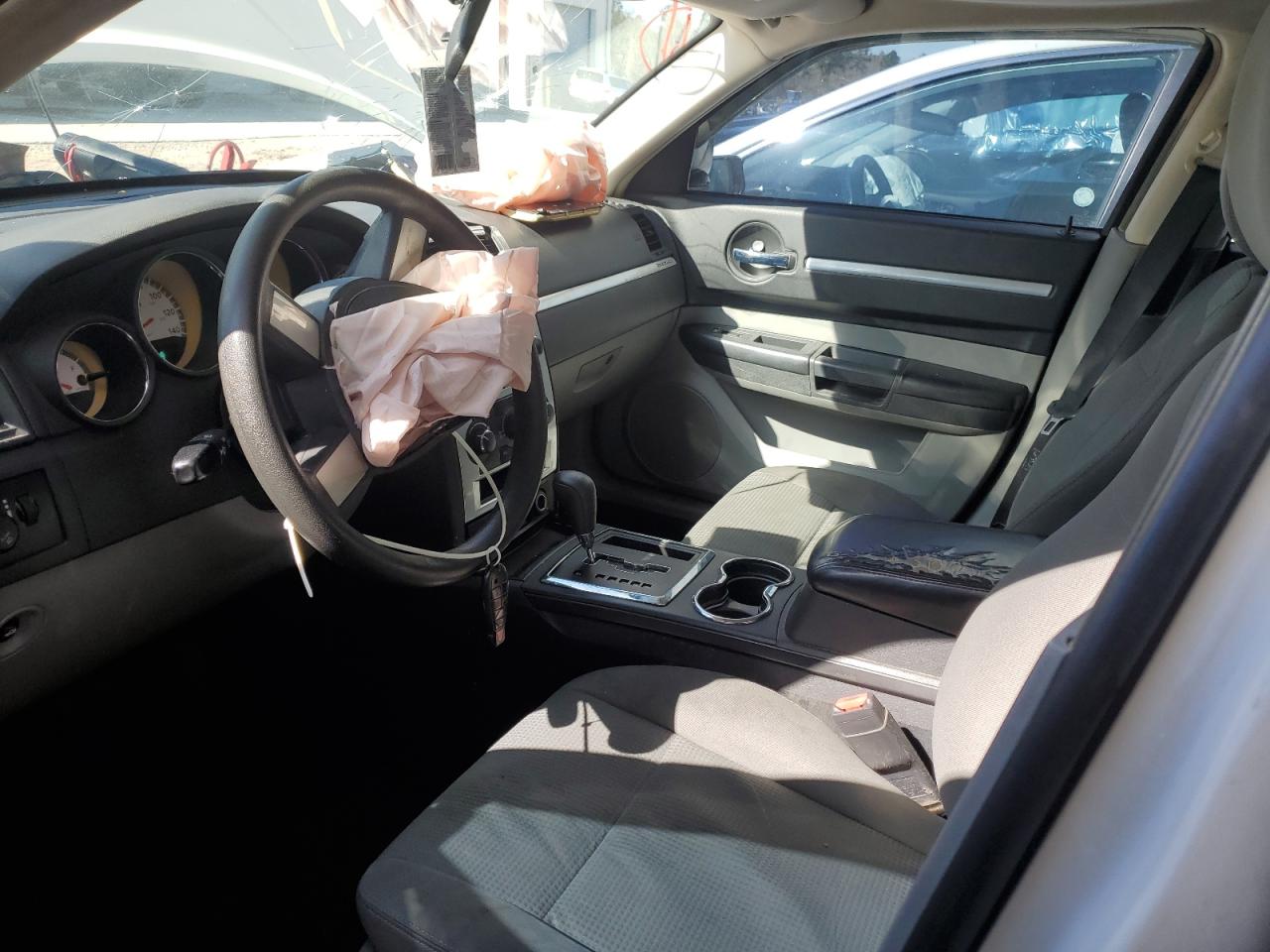2010 Dodge Charger - Image 7