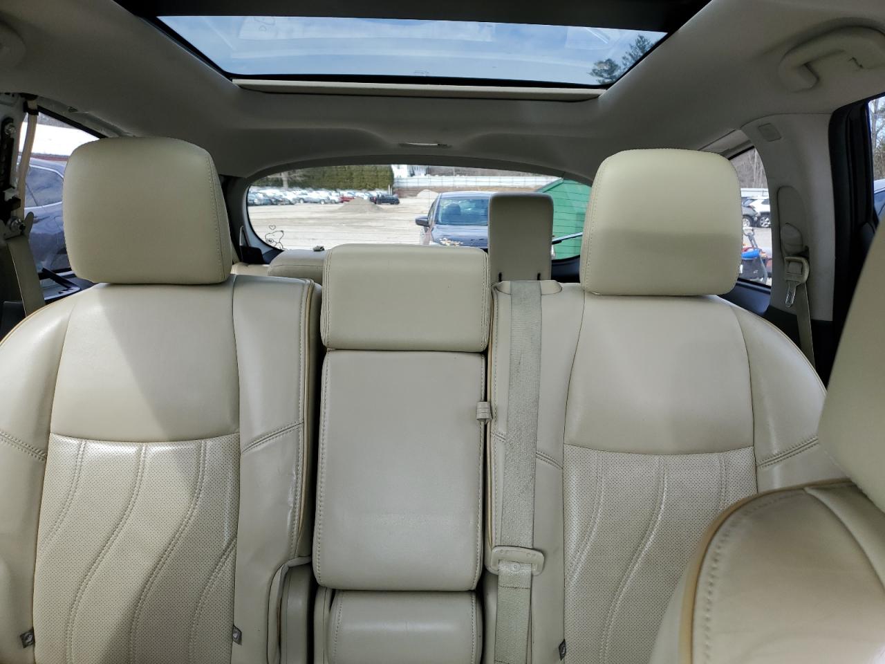 2015 Infiniti QX60 - Image 10