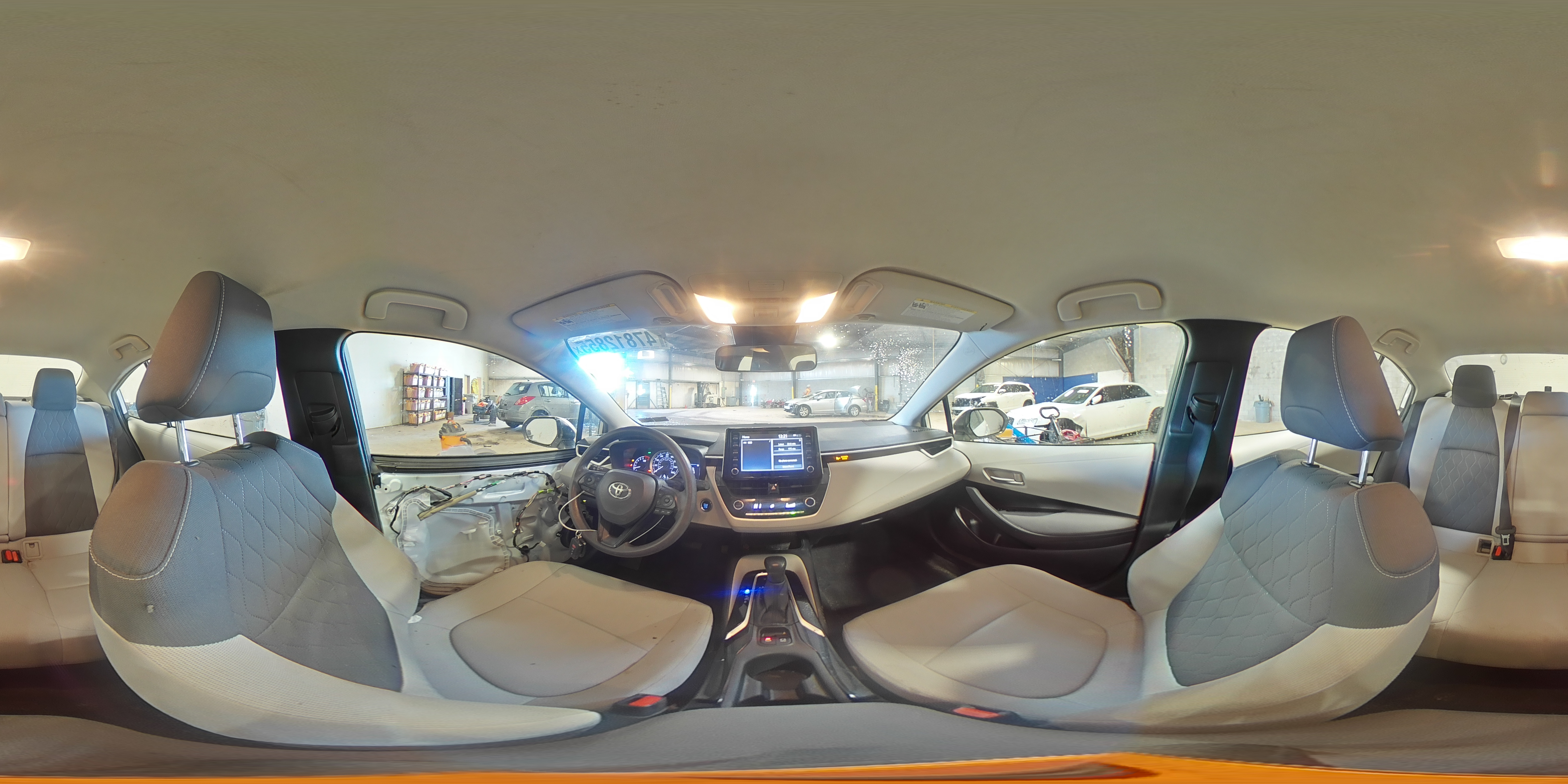 2020 Toyota Corolla - Image 15