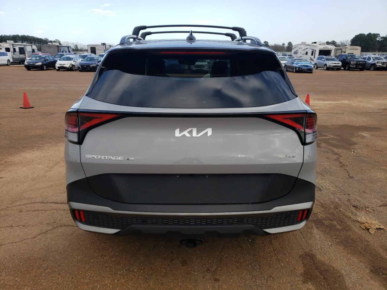 2024 Kia Sportage - Image 6