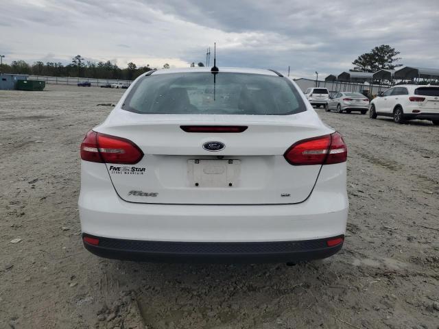  FORD FOCUS 2017 Белы