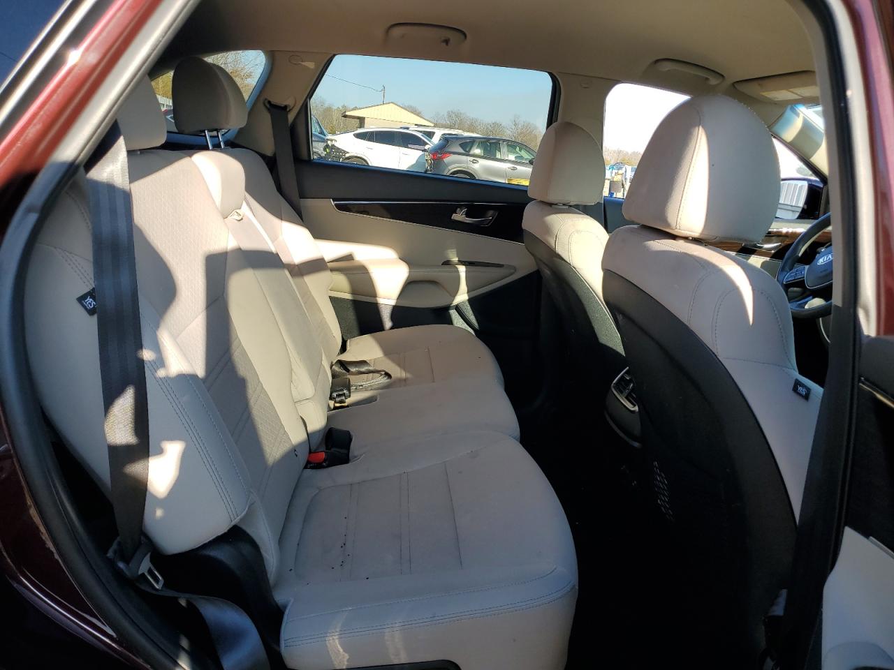 2019 Kia Sorento - Image 11