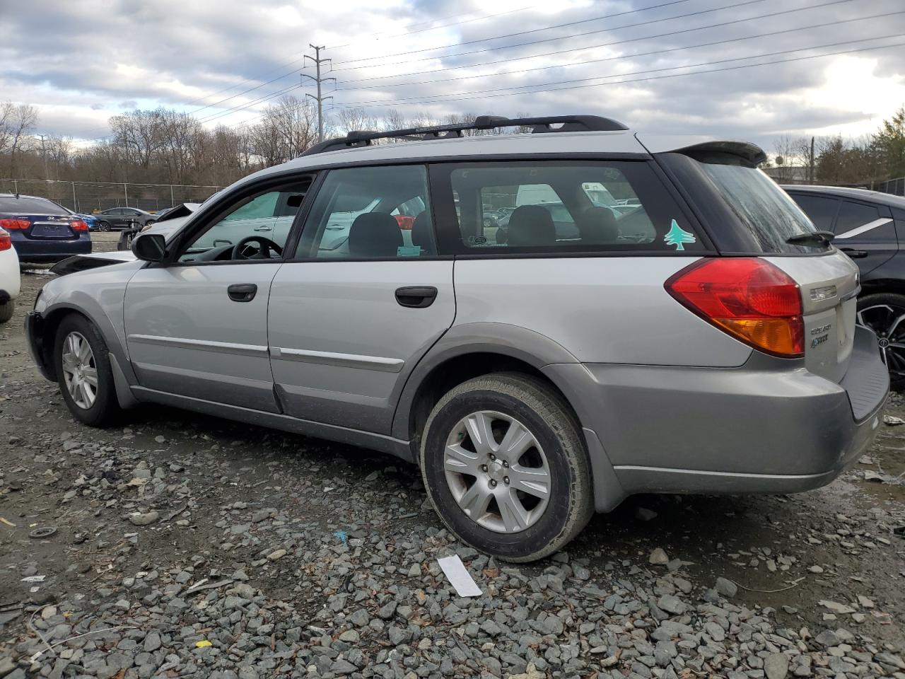 2005 Subaru Legacy - Image 2