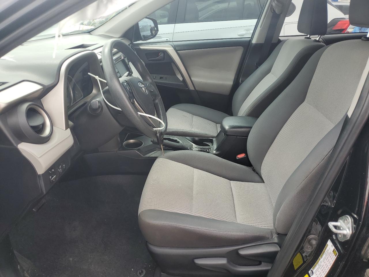 2015 Toyota RAV 4 - Image 7