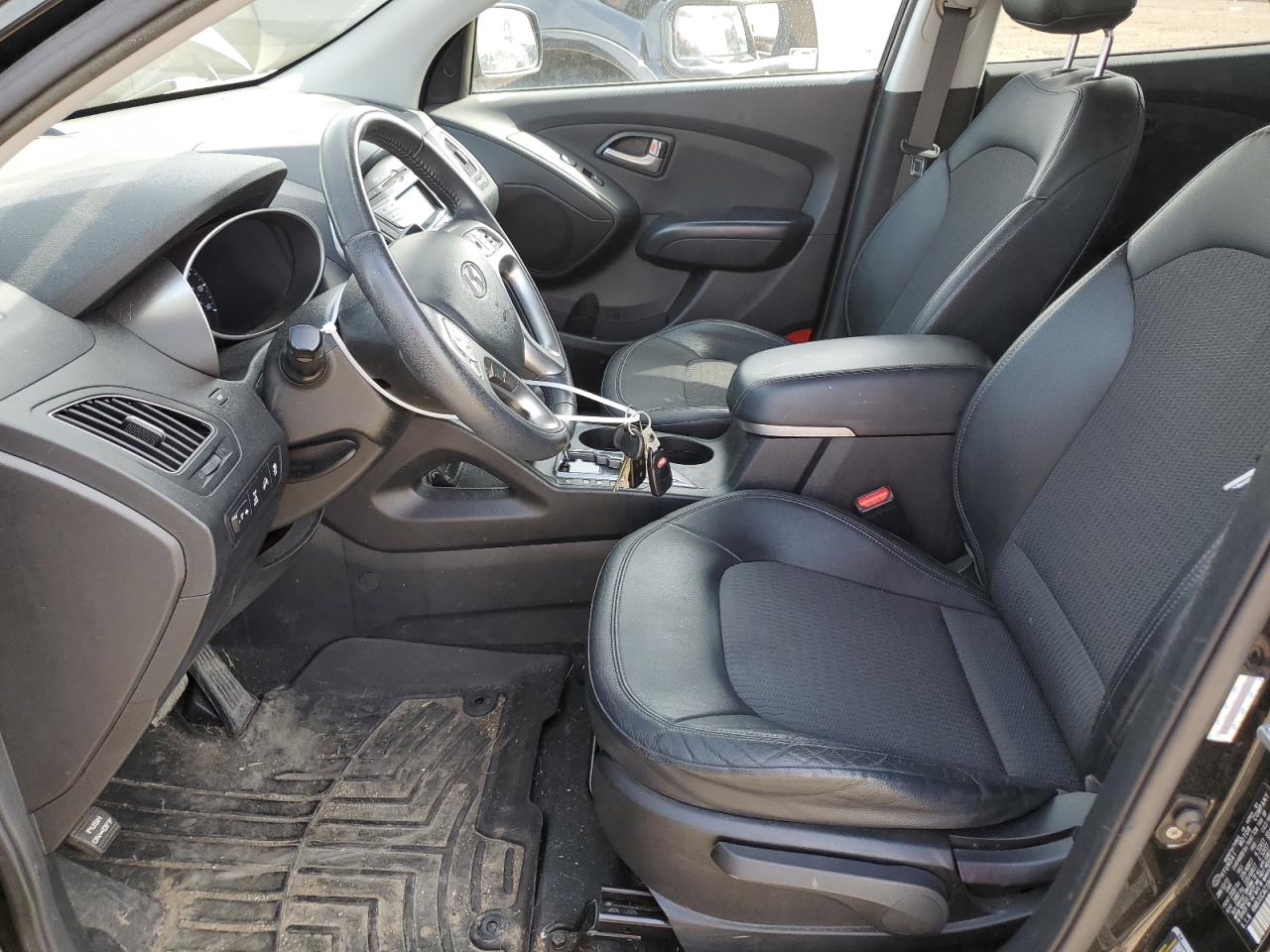 2011 Hyundai Tucson - Image 7