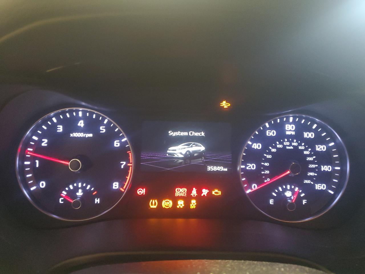 2024 Kia Forte - Image 9