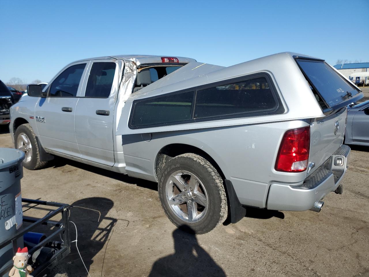 2015 RAM 1500 - Image 2