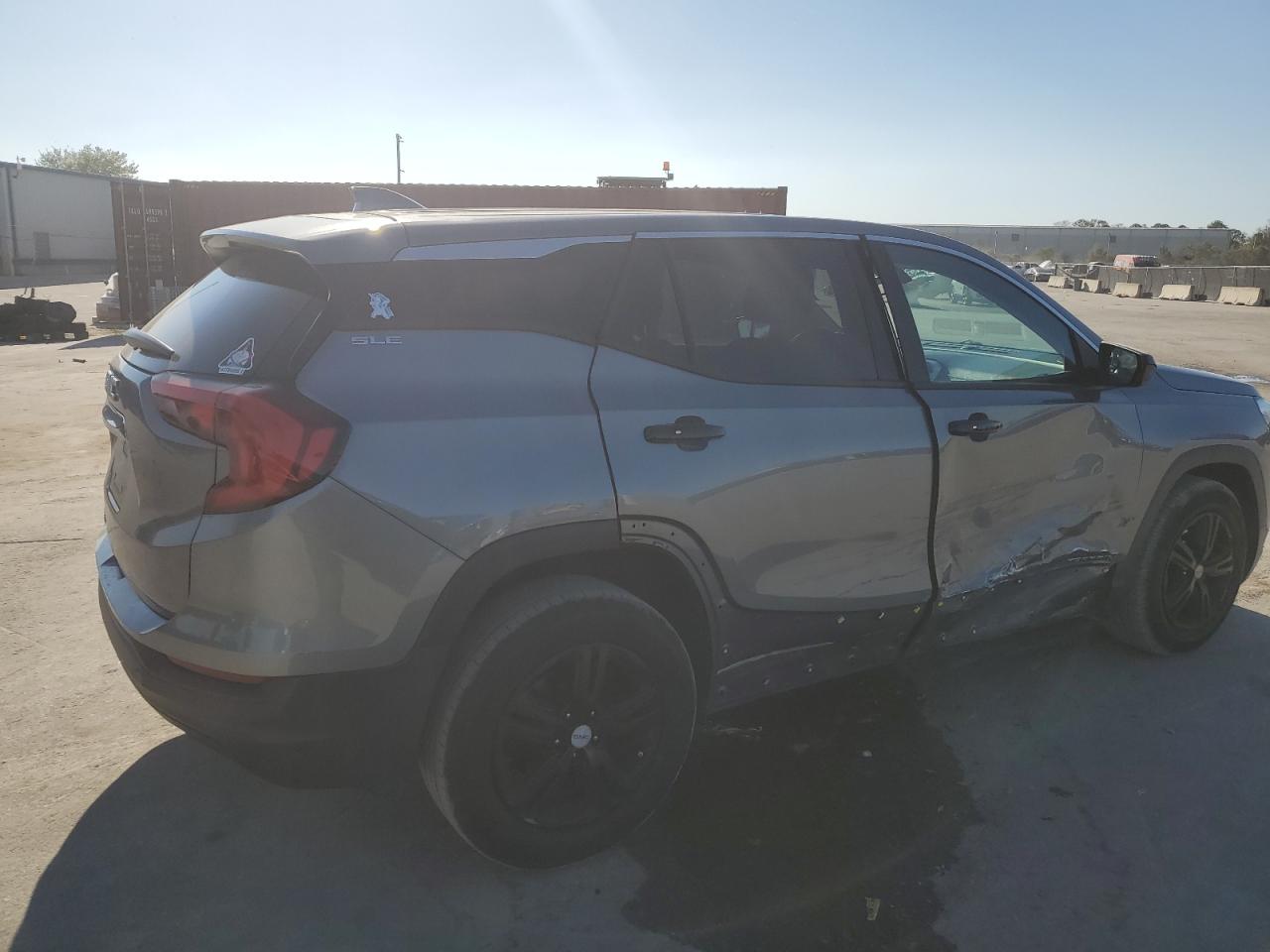 2018 GMC Terrain - Image 3