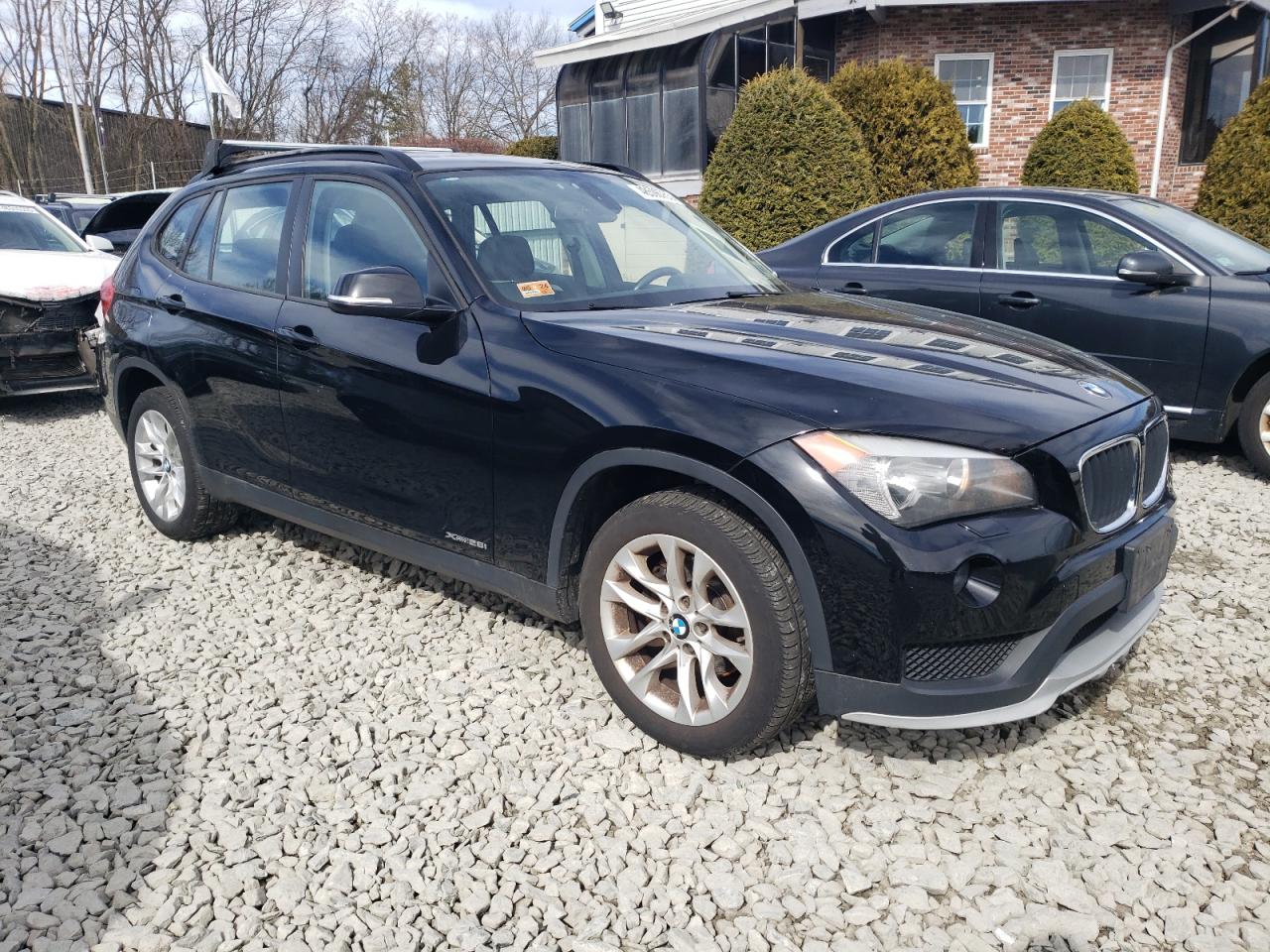 2015 BMW X1 - Image 4