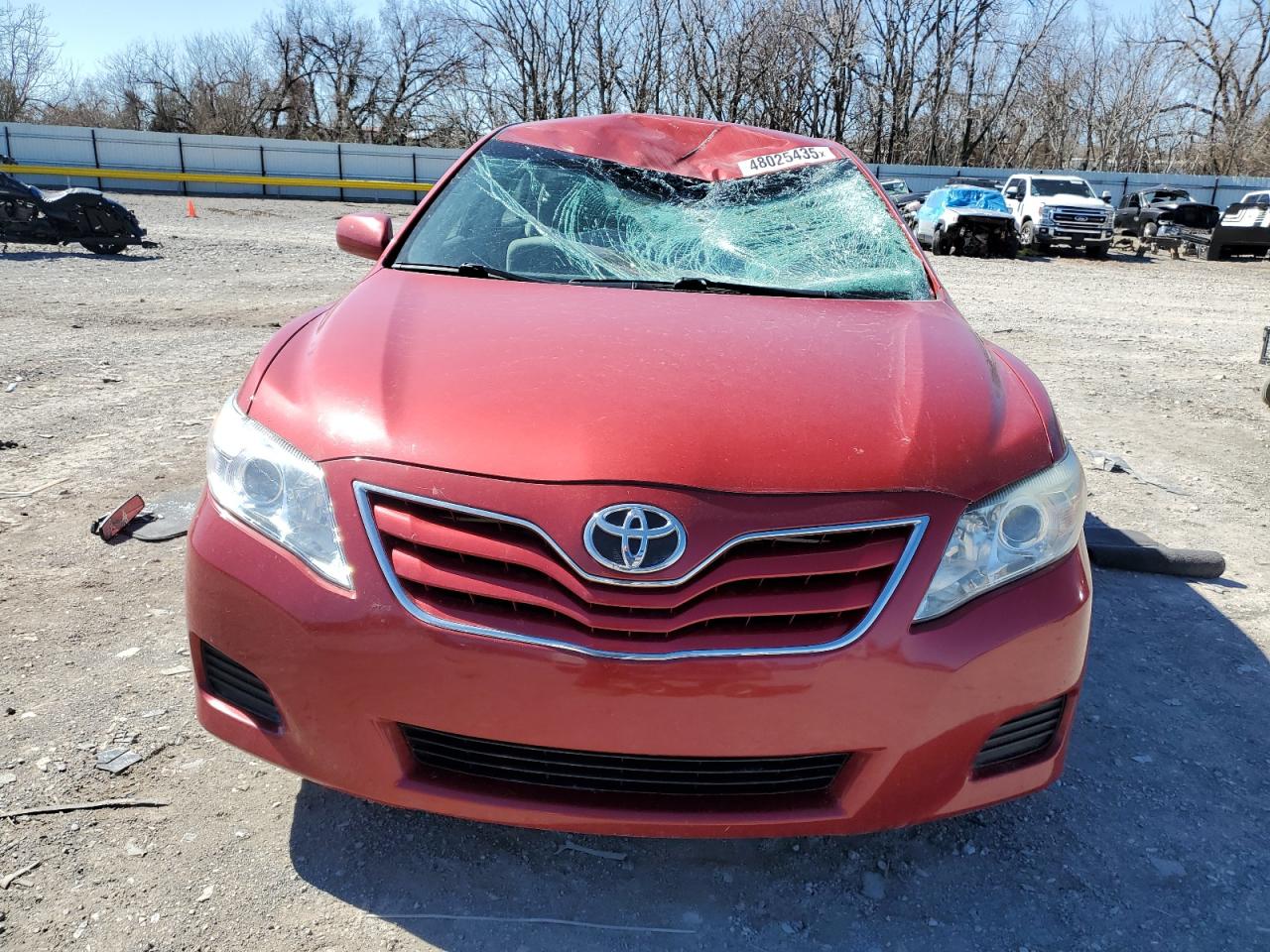 2011 Toyota Camry - Image 5