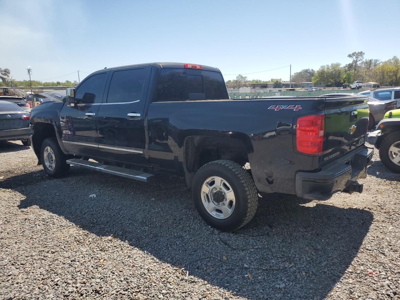 2015 Chevrolet Silverado - Image 2