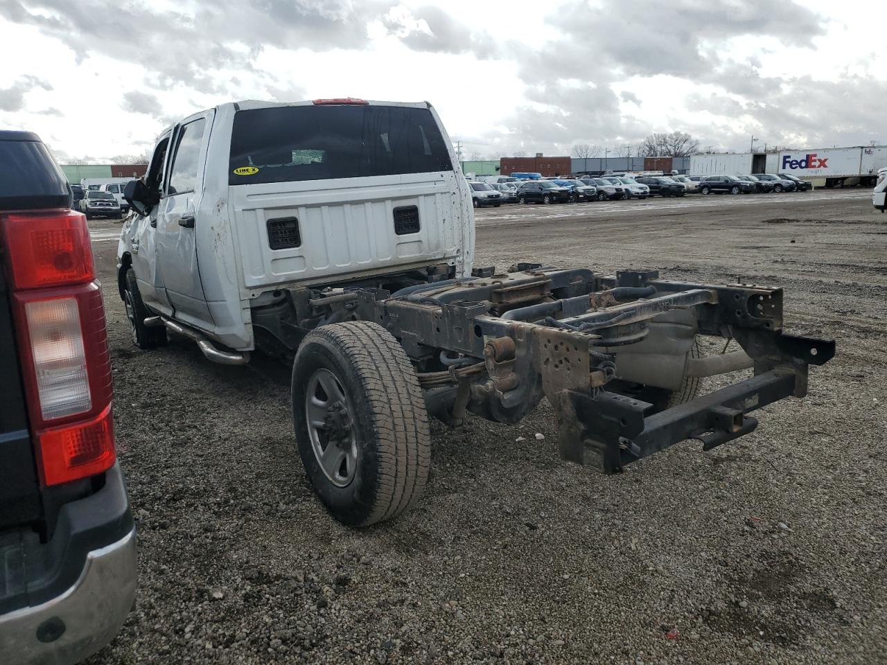 2015 RAM 3500 - Image 2