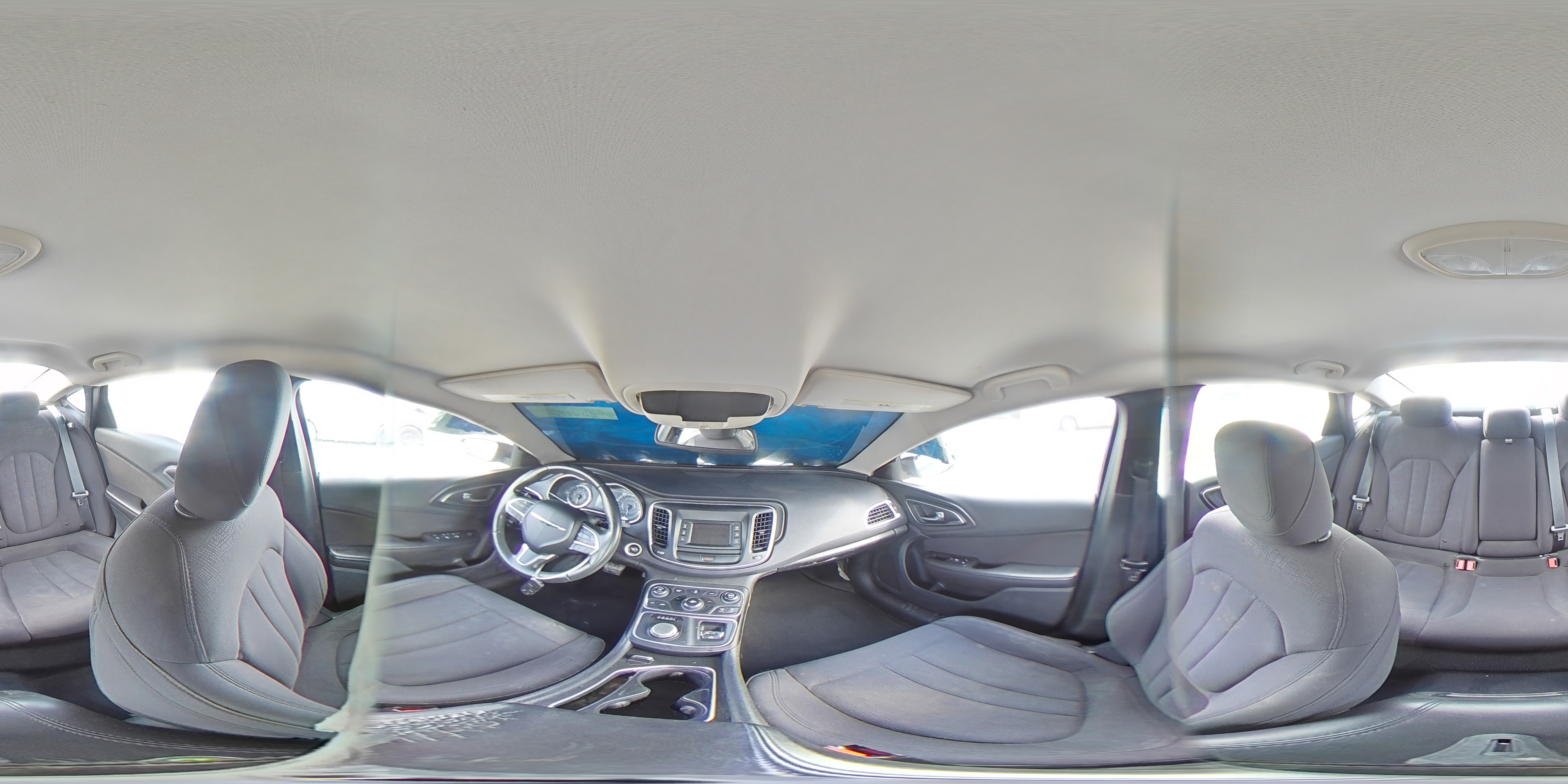 2015 Chrysler 200 - Image 14