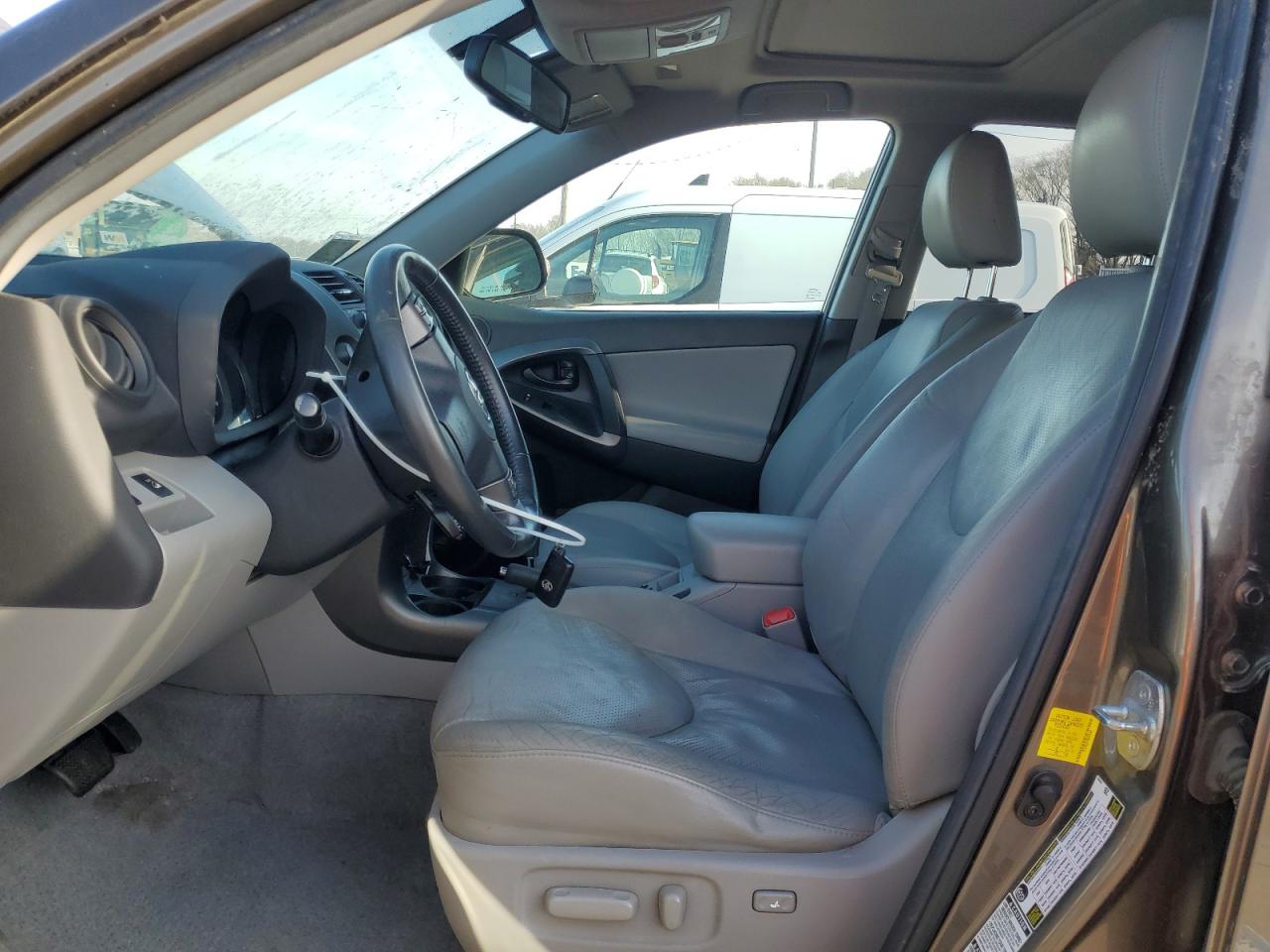 2011 Toyota RAV 4 - Image 7