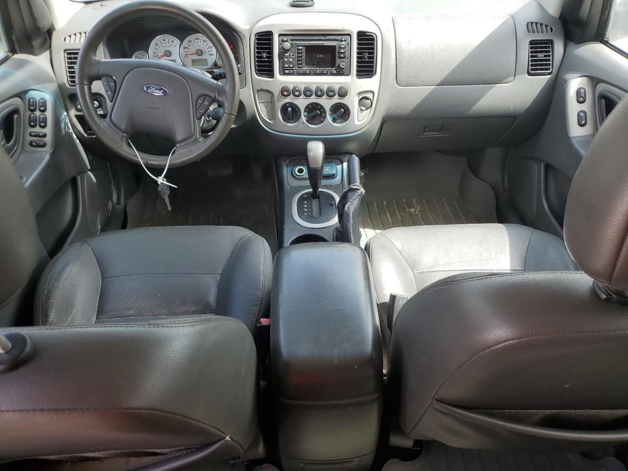 2007 Ford Escape - Image 8