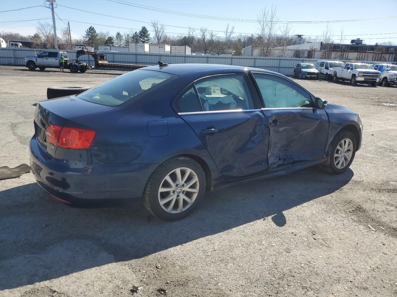 2014 Volkswagen Jetta - Image 3