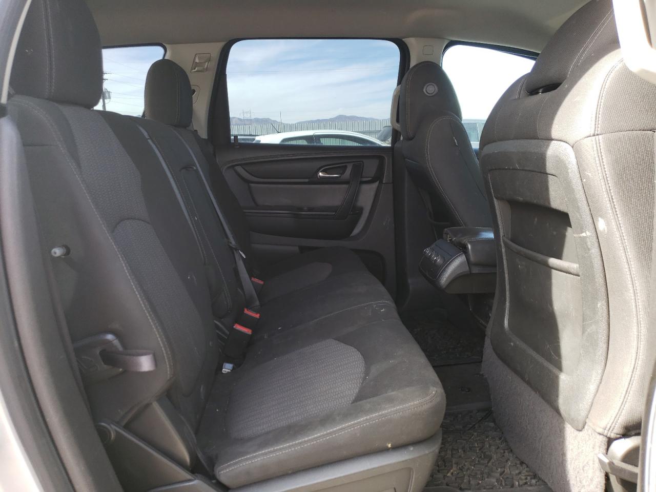 2013 Chevrolet Traverse - Image 11