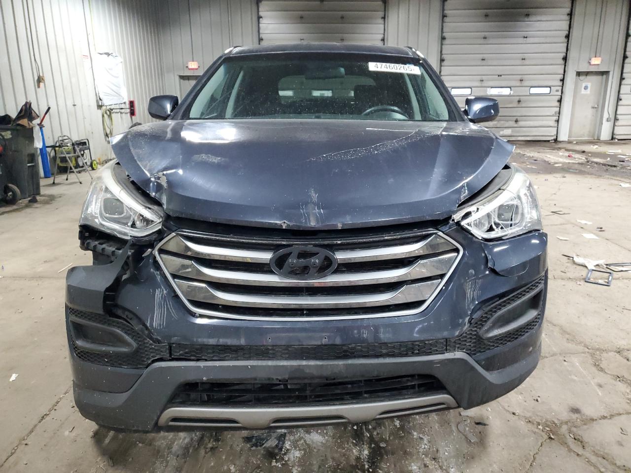 2016 Hyundai Santa Fe - Image 5