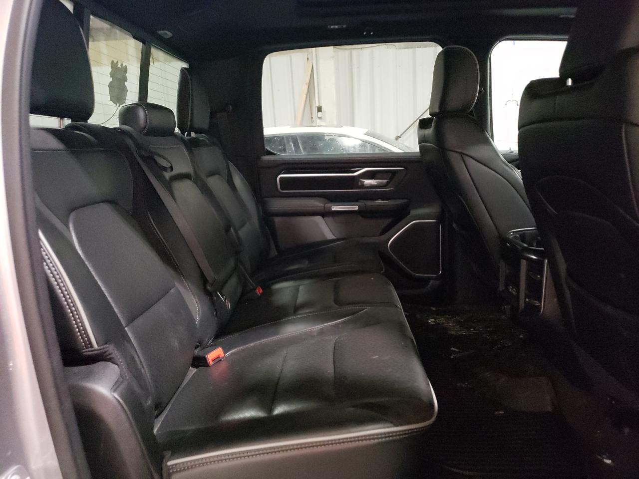 2021 RAM 1500 - Image 10
