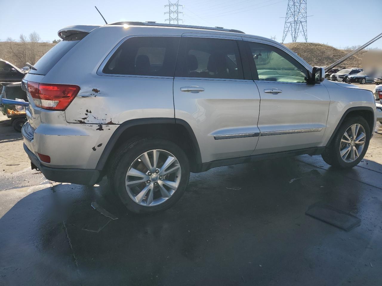 2013 Jeep Grand Cherokee - Image 3