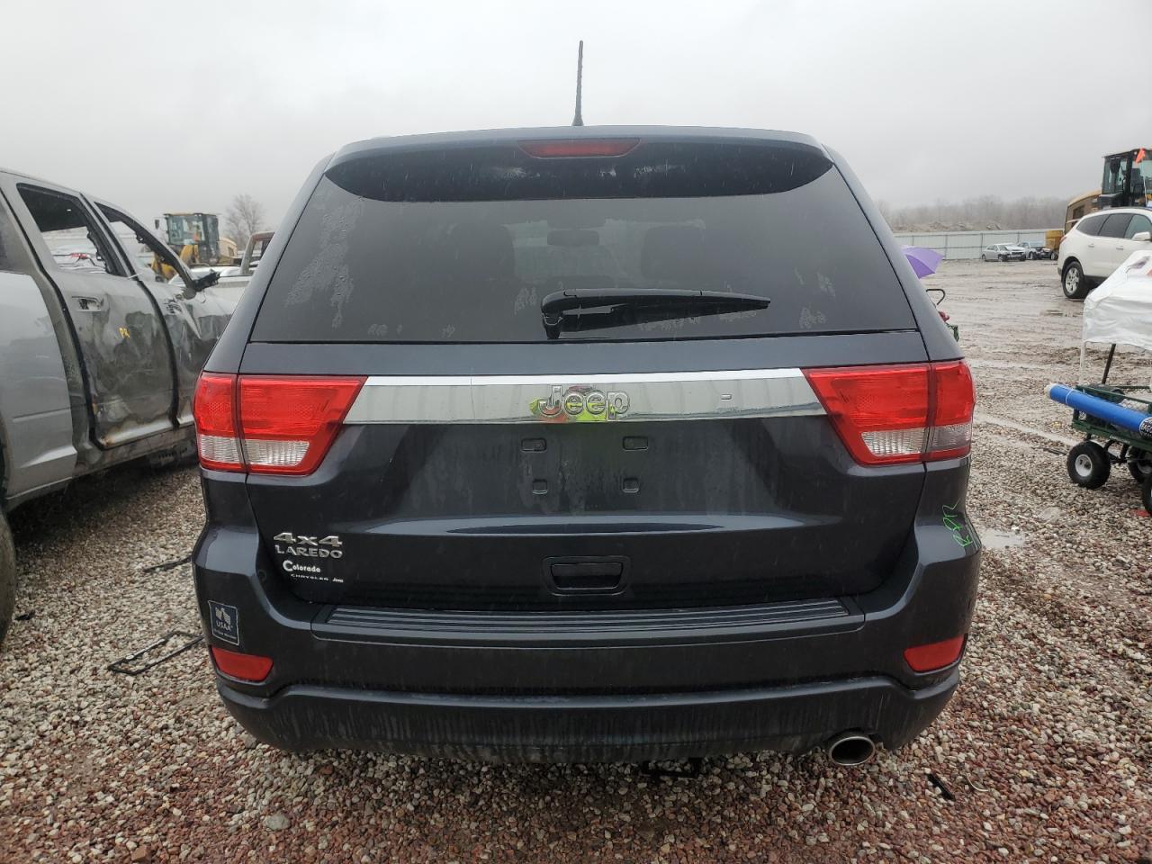 2012 Jeep Grand Cherokee - Image 6