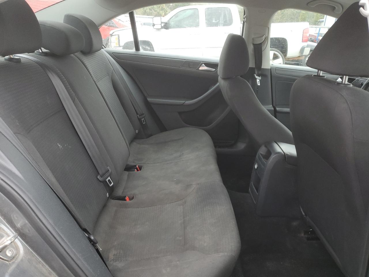 2015 Volkswagen Jetta - Image 11