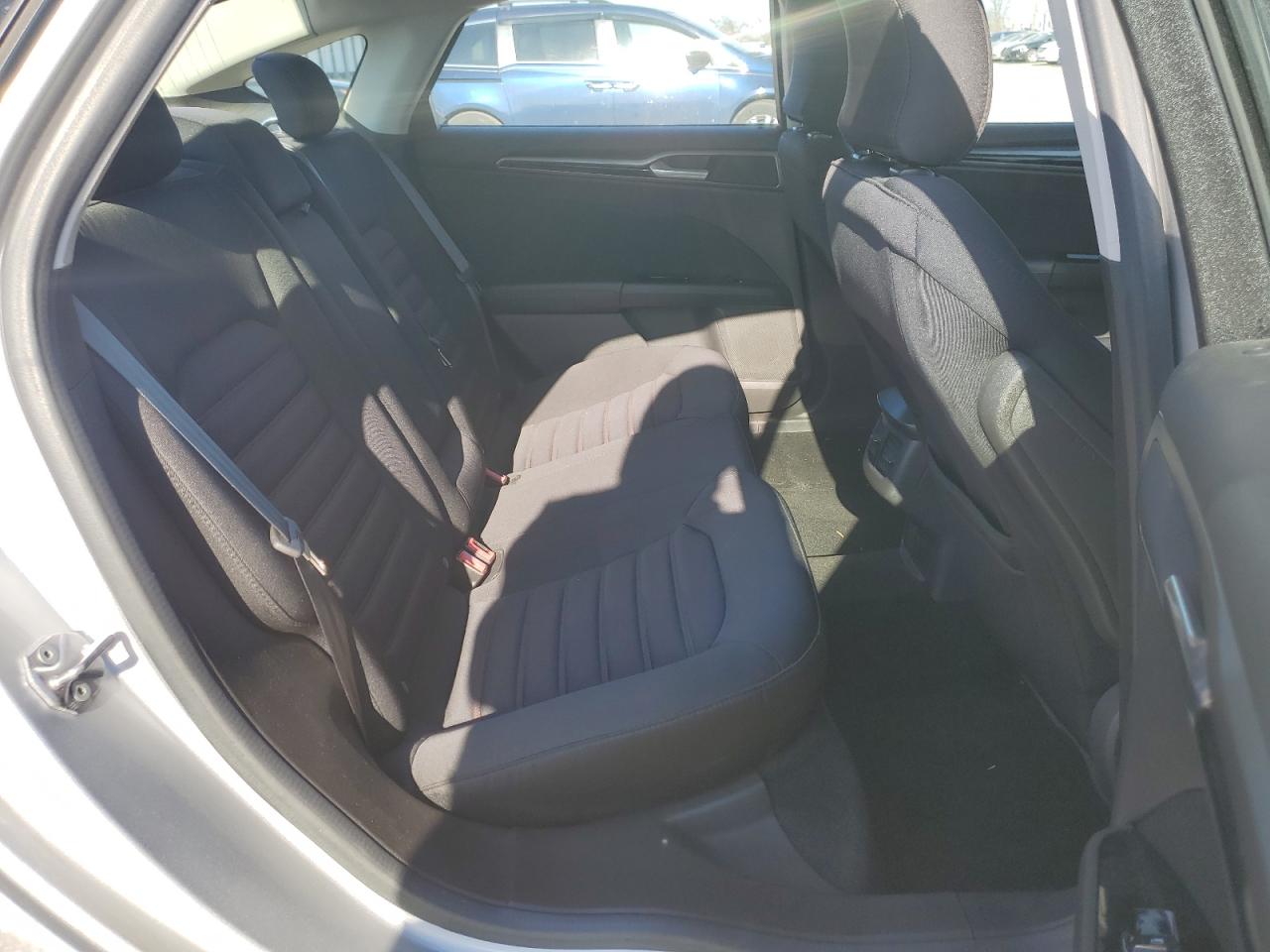 2015 Ford Fusion - Image 10
