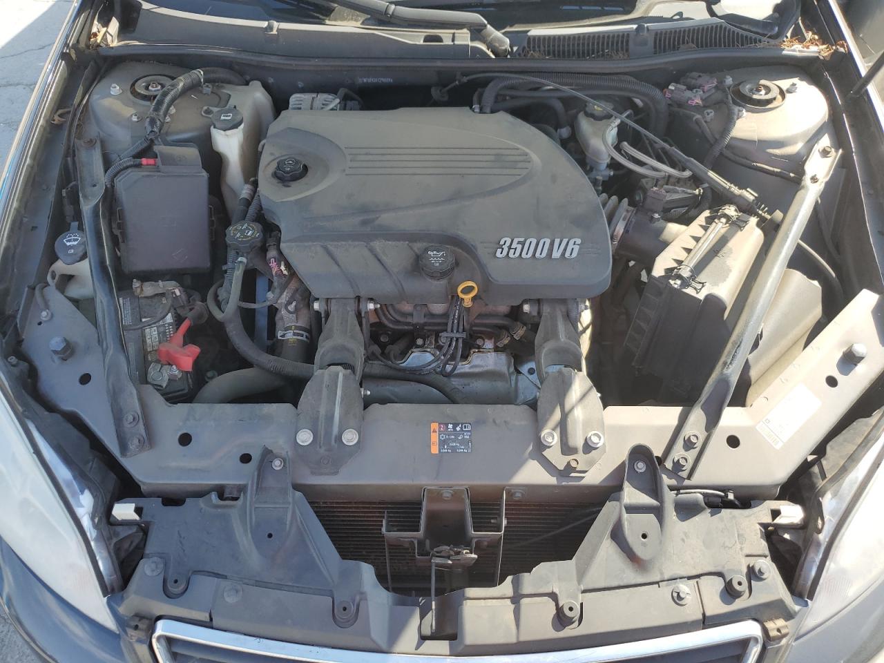 2011 Chevrolet Impala - Image 11