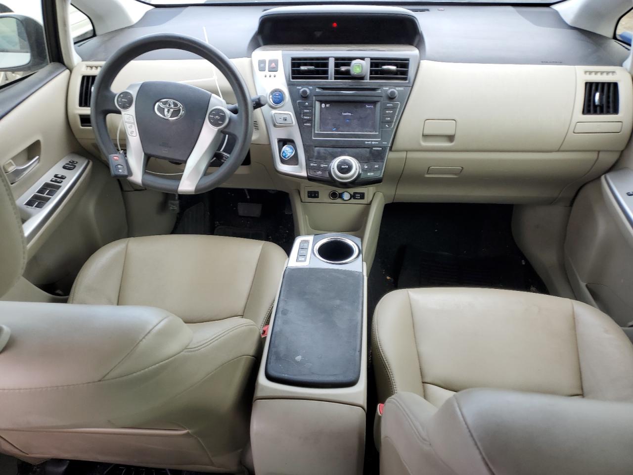 2012 Toyota Prius - Image 8