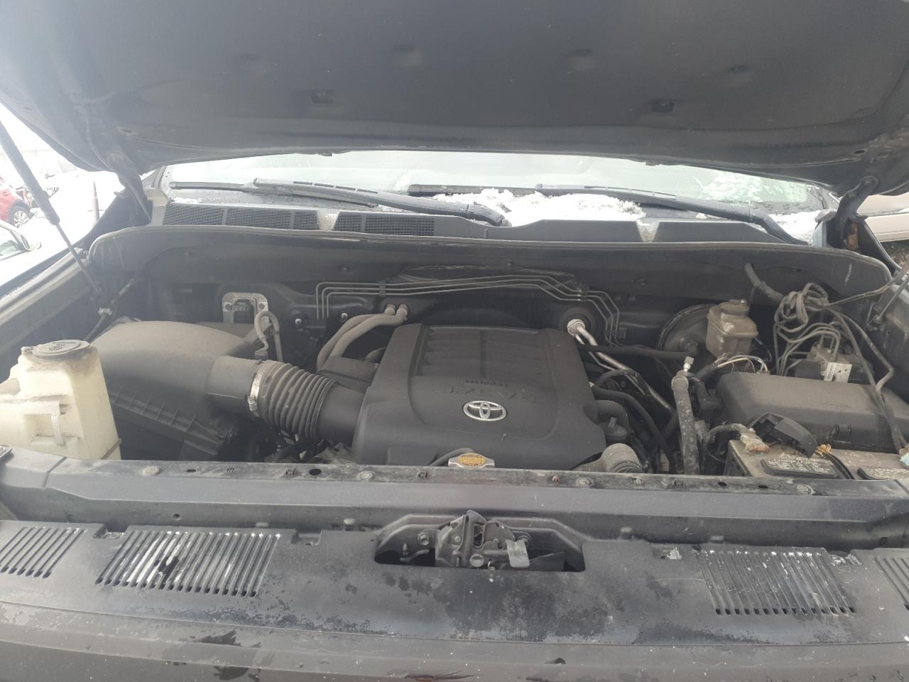 2014 Toyota Tundra - Image 11