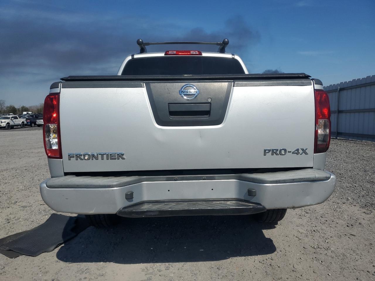 2012 Nissan Navara (Frontier) - Image 6