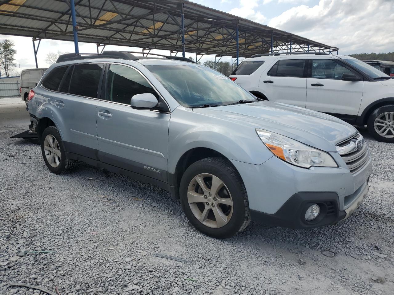 2014 Subaru Outback - Image 4