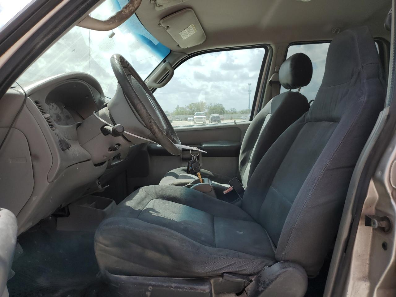 2003 Ford Explorer - Image 7