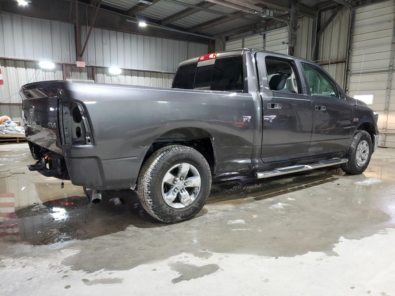 2019 RAM 1500 - Image 3