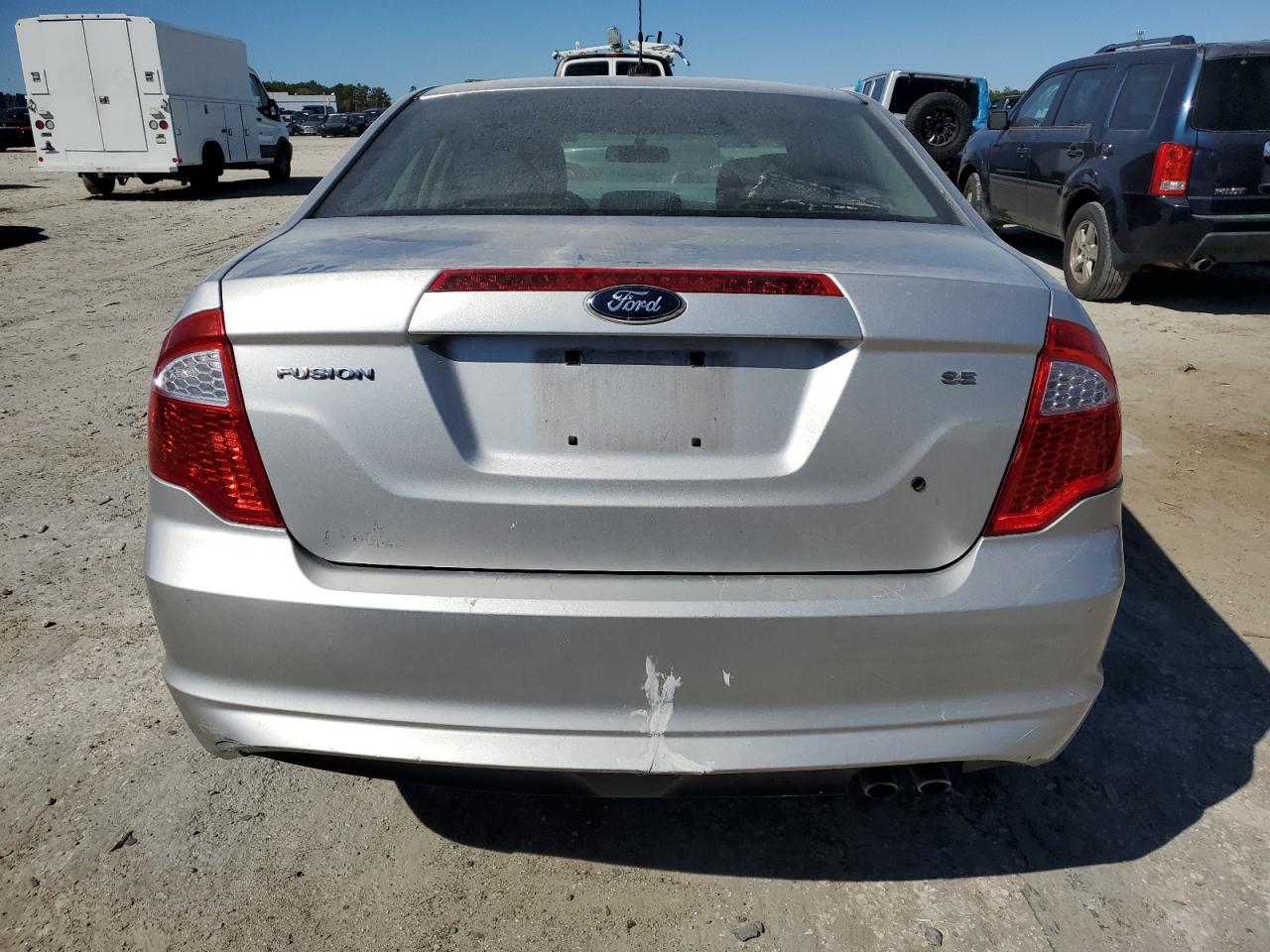 2012 Ford Fusion - Image 6