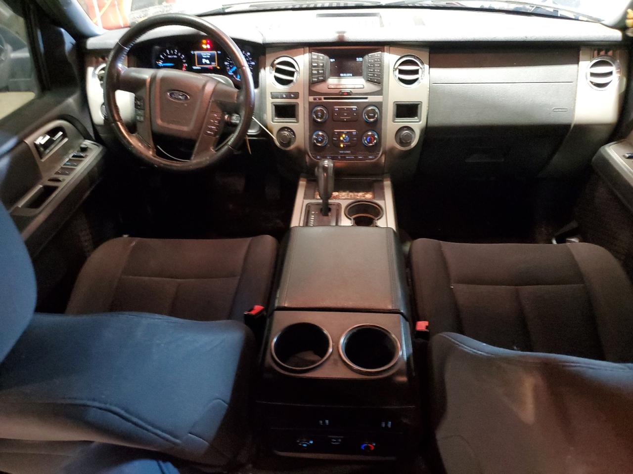 2015 Ford Expedition - Image 8