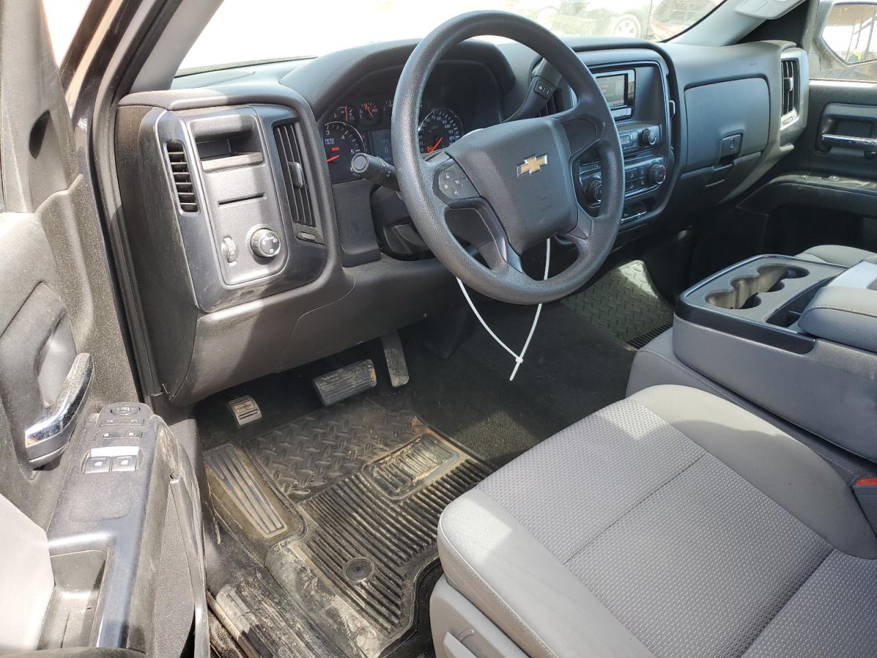 2014 Chevrolet Silverado - Image 8