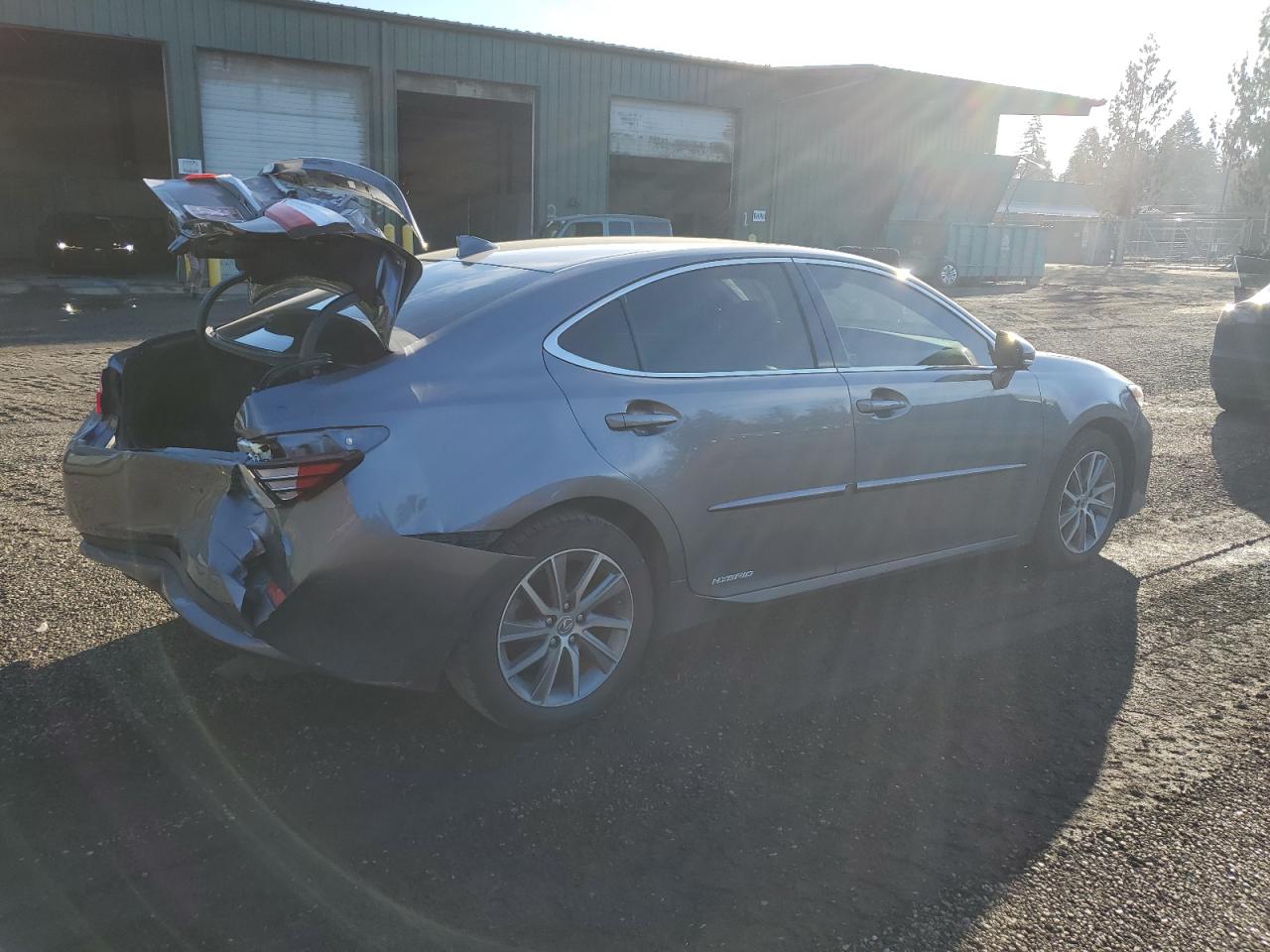 2018 Lexus ES - Image 3