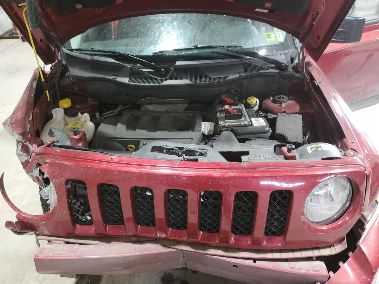 2014 Jeep Liberty (Patriot) - Image 13