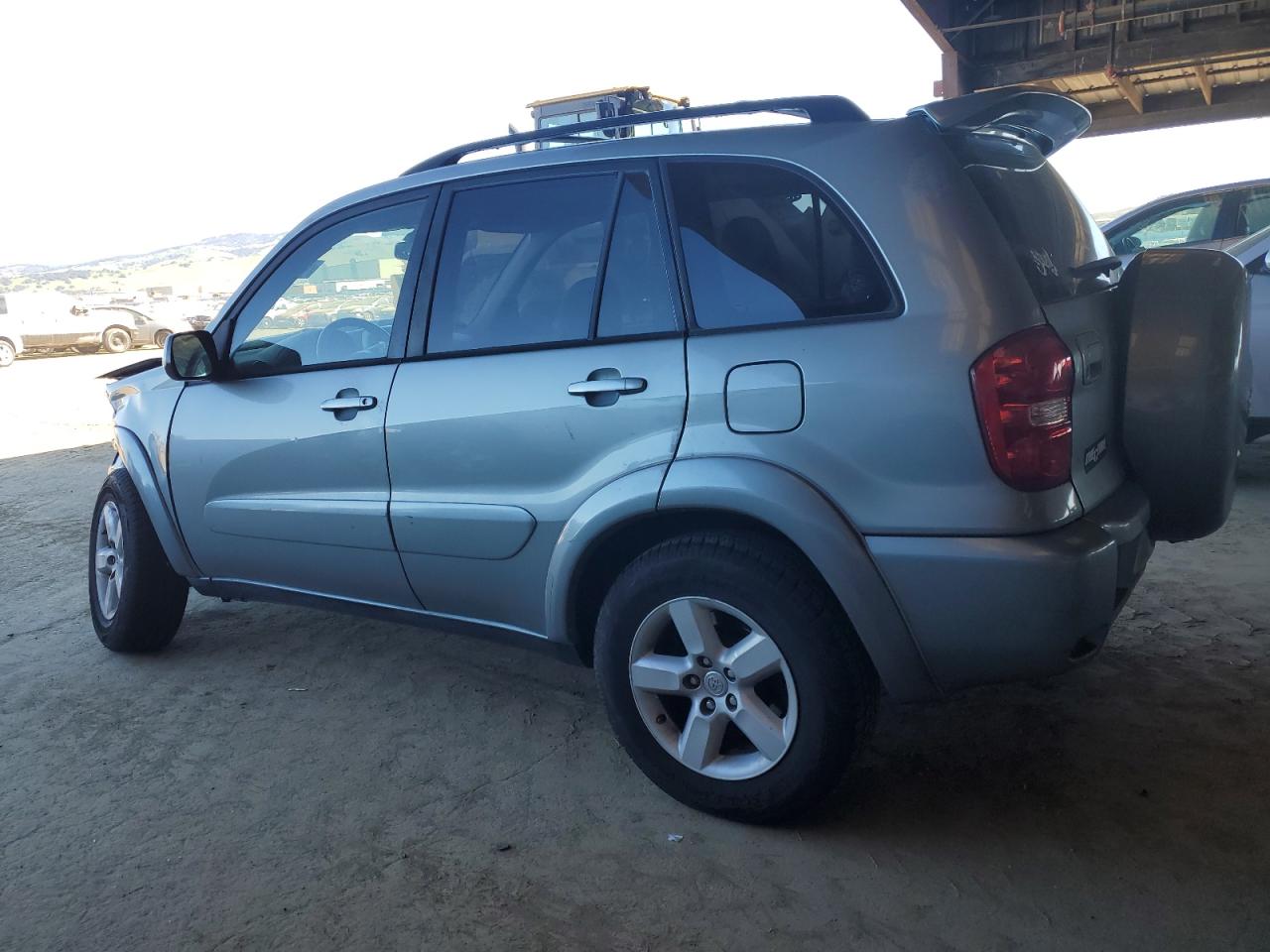 2004 Toyota RAV 4 - Image 2