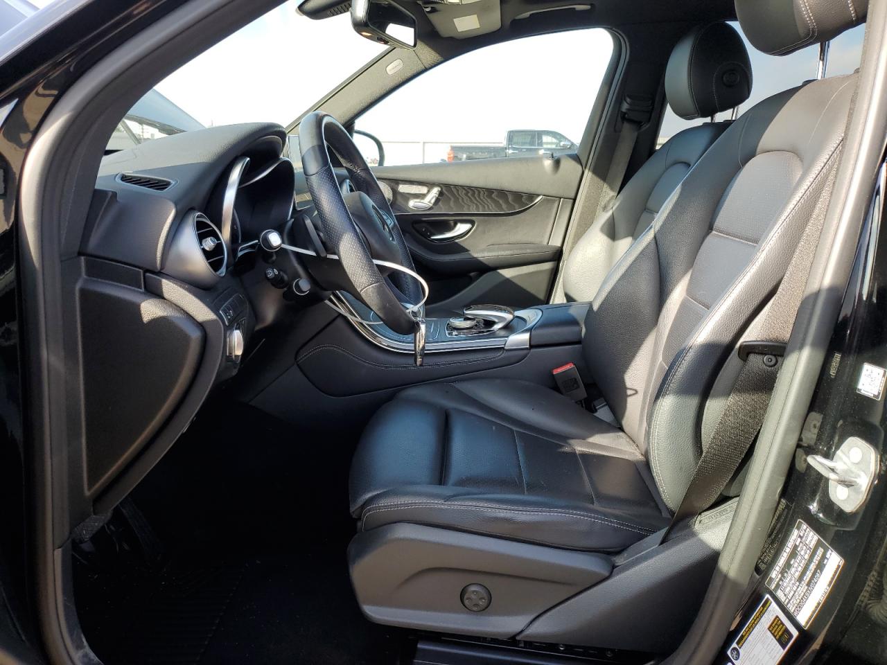 2018 Mercedes-Benz GLC - Image 7