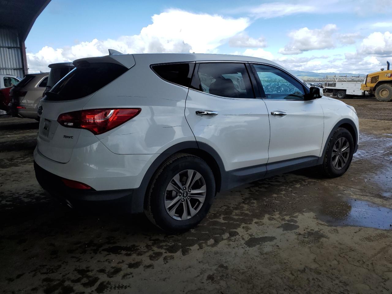 2015 Hyundai Santa Fe - Image 3