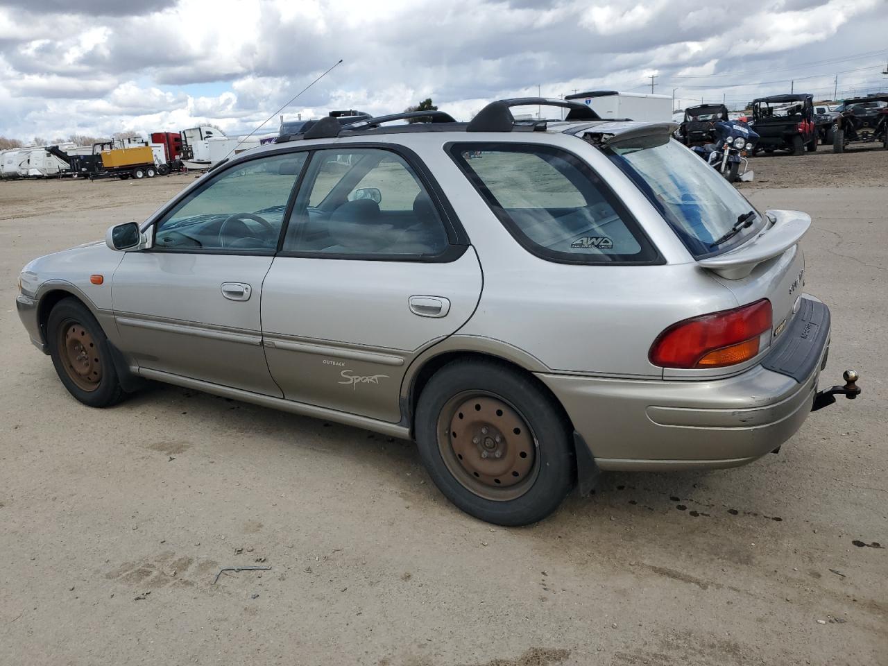 2000 Subaru Impreza - Image 2