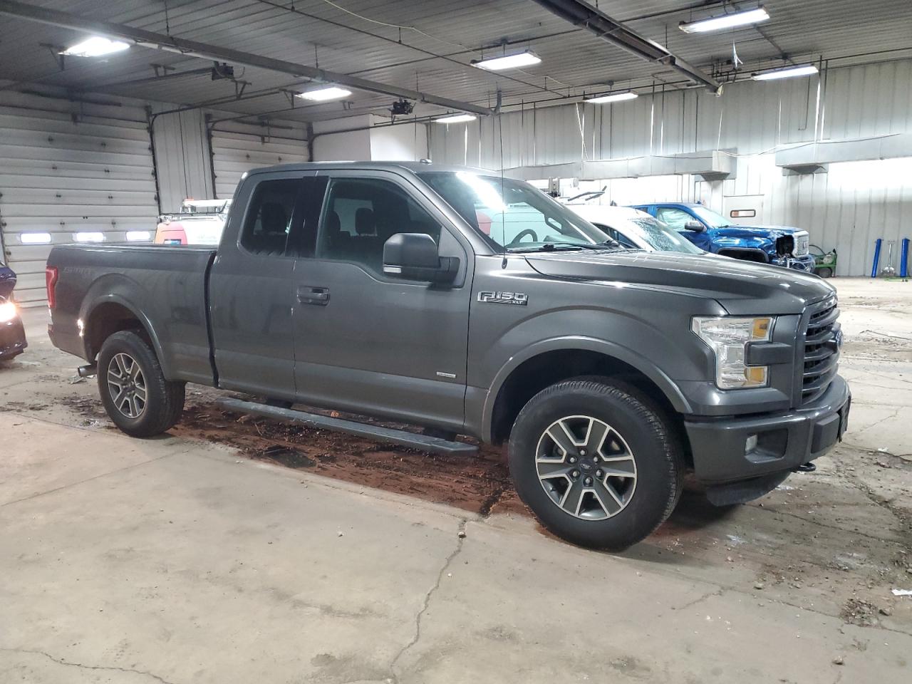 2016 Ford F-150 - Image 4