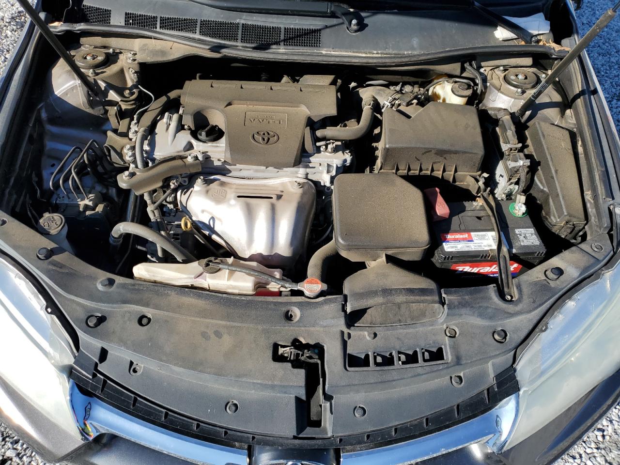 2016 Toyota Camry - Image 12