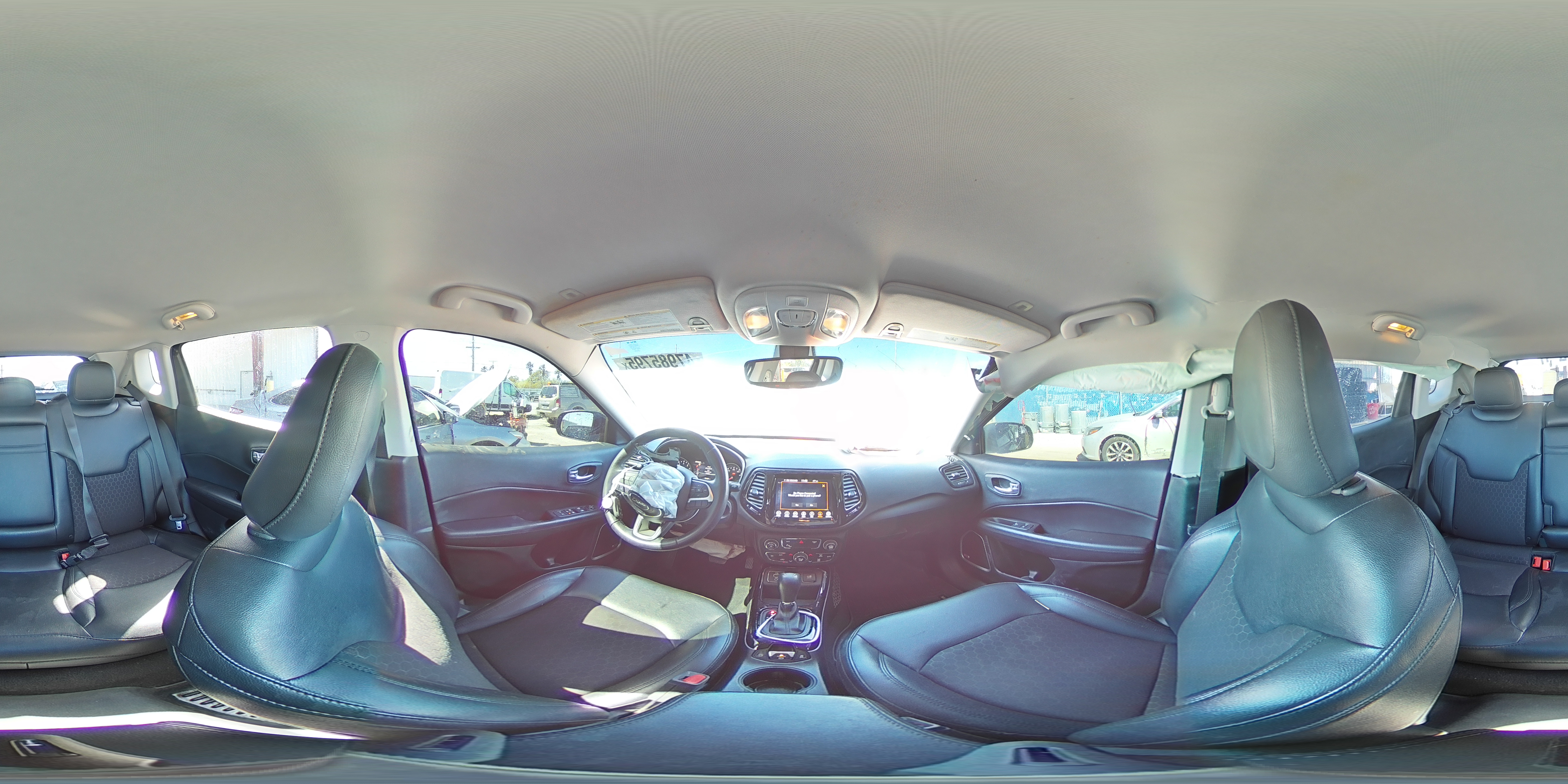 2018 Jeep Compass - Image 15