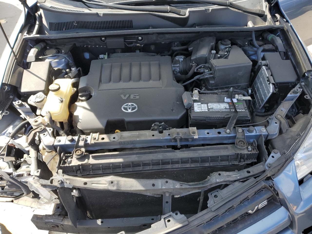 2010 Toyota RAV 4 - Image 12