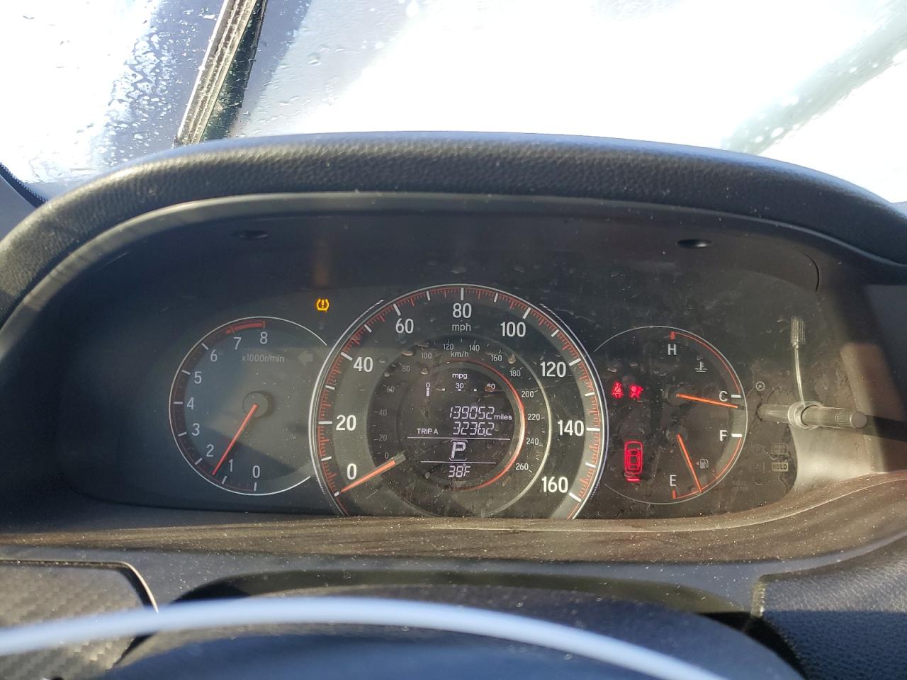 VIN: 1HGCR2F14HA014537 2017 HONDA ACCORD