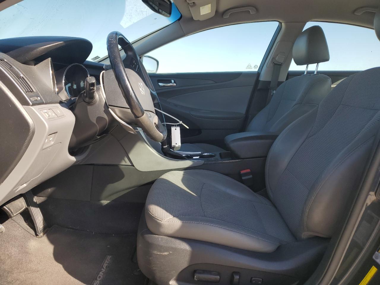 2013 Hyundai Sonata - Image 7