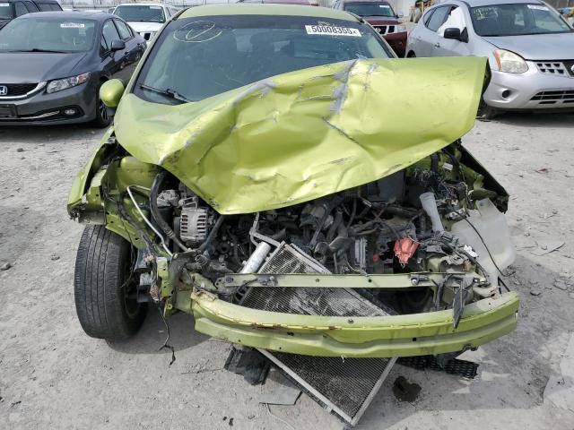 Hatchbacks FORD FIESTA 2013 Green